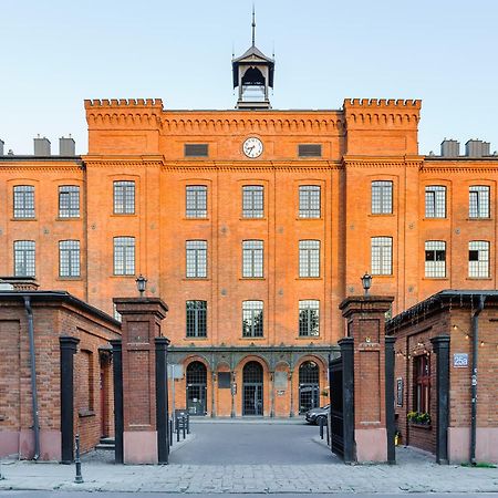 Lumina Loft Tymienieckiego With A View Of The Lake Lodz  Exterior photo
