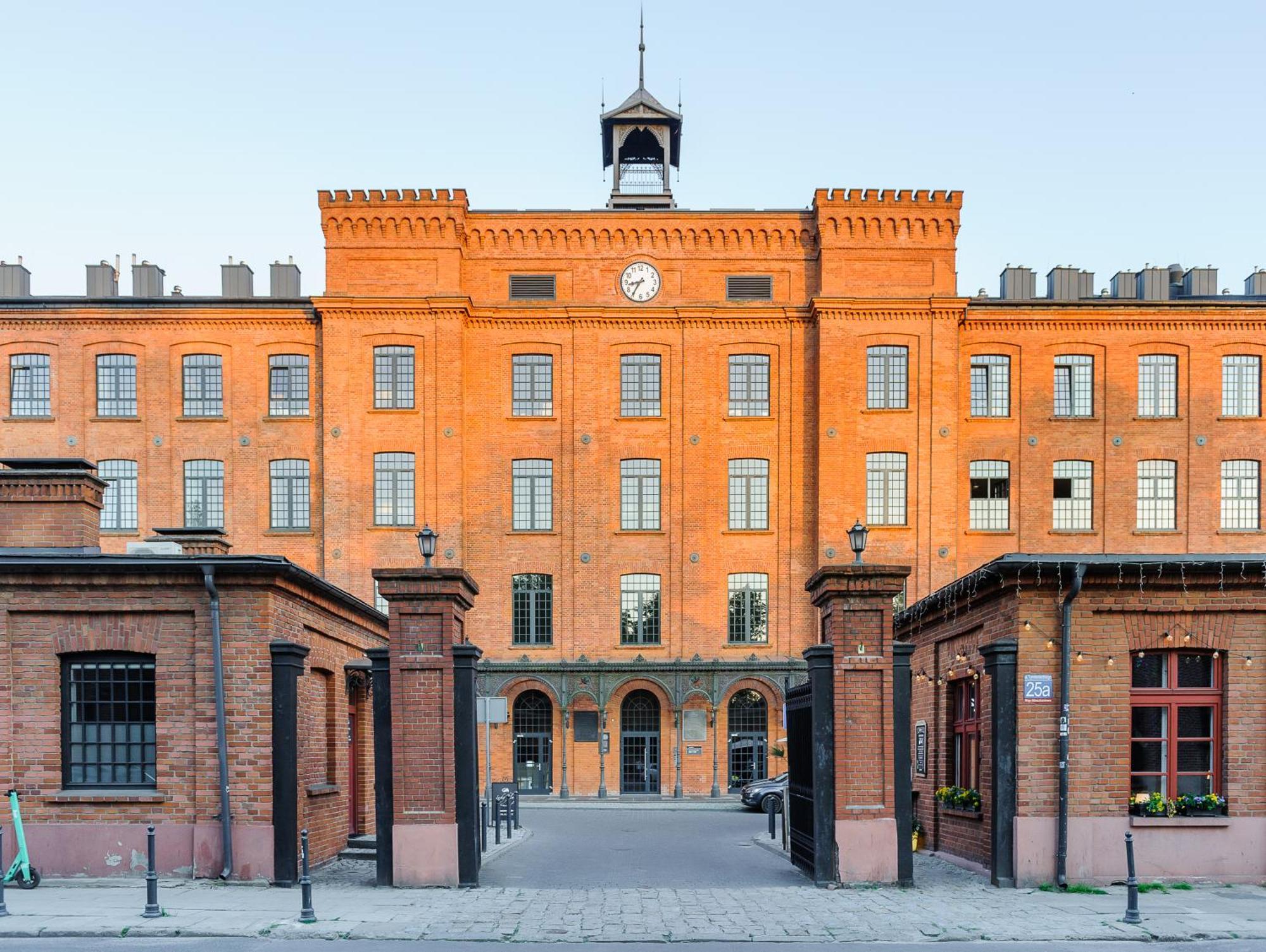 Lumina Loft Tymienieckiego With A View Of The Lake Lodz  Exterior photo