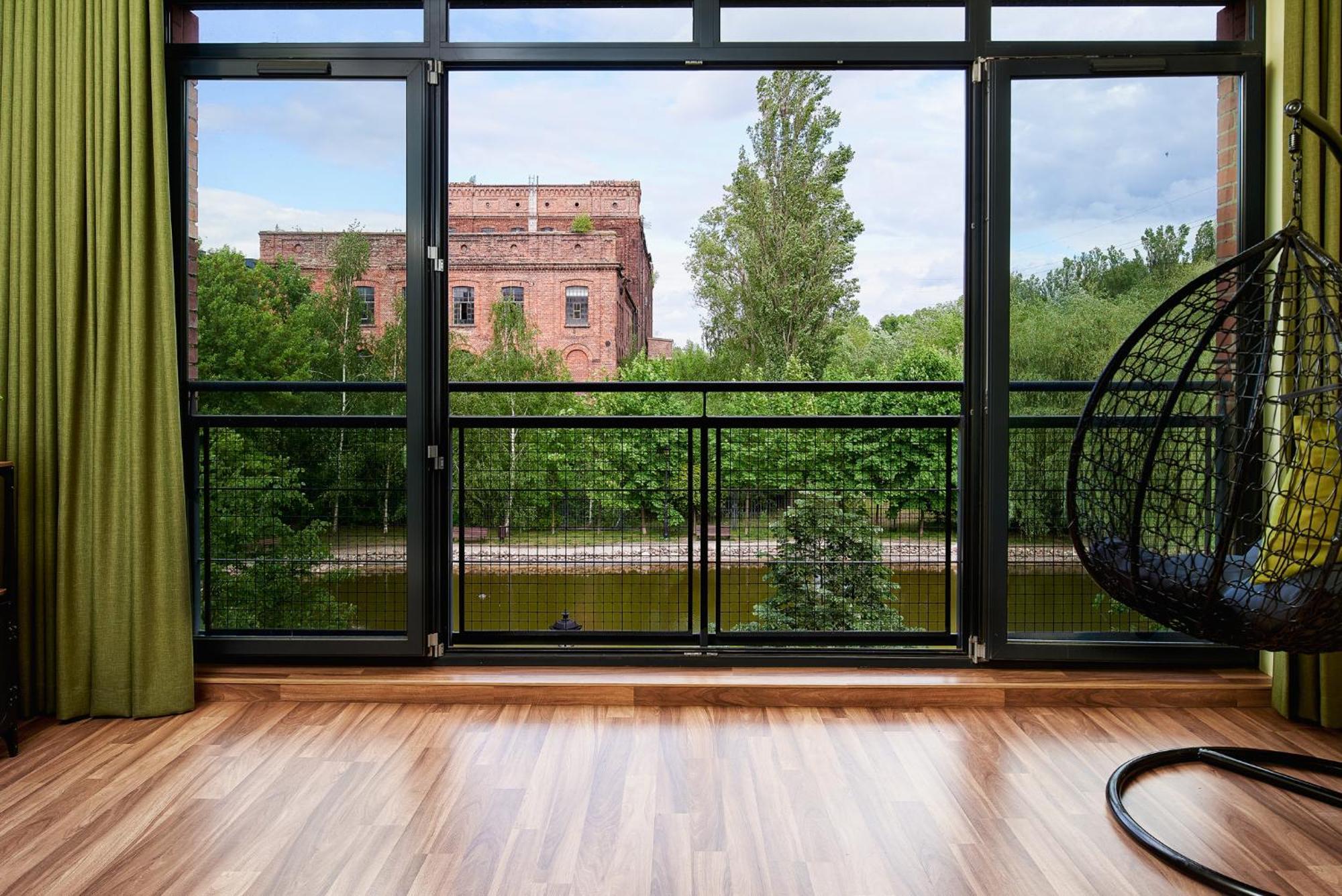 Lumina Loft Tymienieckiego With A View Of The Lake Lodz  Exterior photo